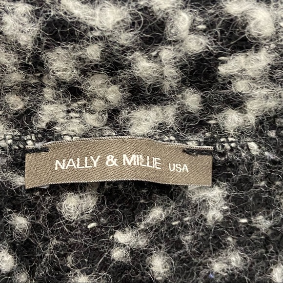 Nally and Millie woman grey, black cape style turtleneck sweater. One size. Used - Picture 4 of 8